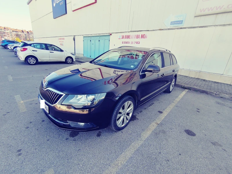 Skoda Superb, снимка 1 - Автомобили и джипове - 48361090