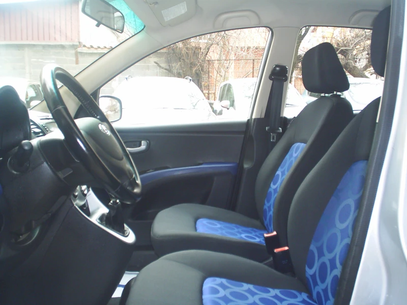 Hyundai I10 1.1 16V Comfort, снимка 8 - Автомобили и джипове - 48414984