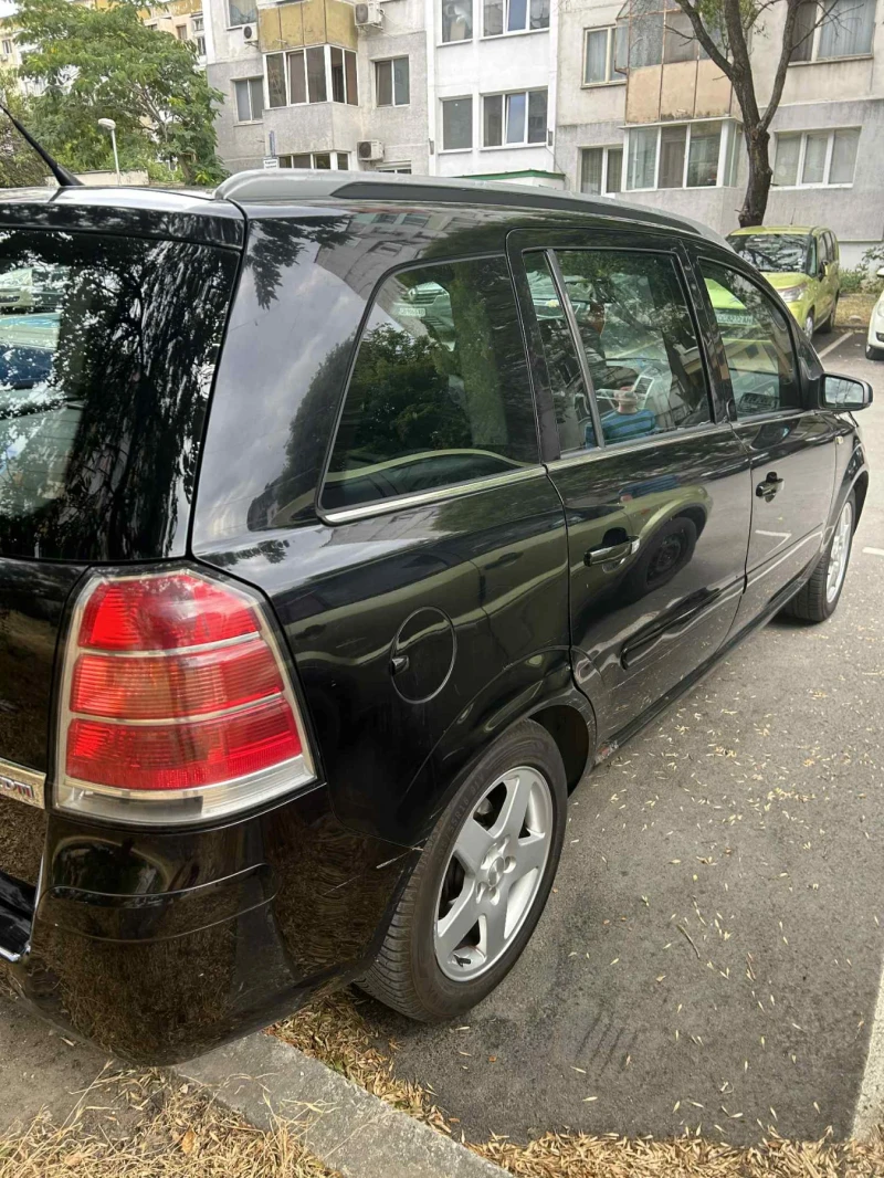 Opel Zafira, снимка 10 - Автомобили и джипове - 52343809
