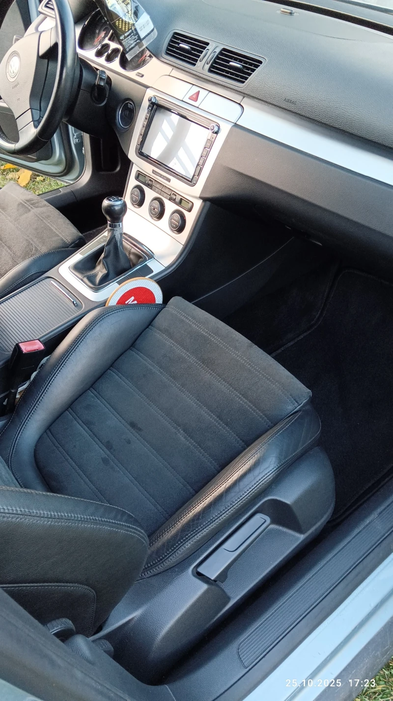 VW Passat, снимка 11 - Автомобили и джипове - 52290477