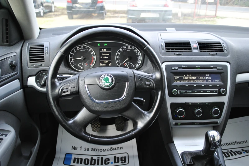 Skoda Octavia 1.6TDI, снимка 10 - Автомобили и джипове - 52379474