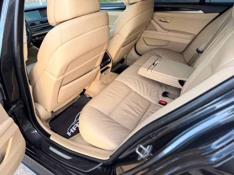 BMW 530 d= M-performance= HUD= 360* Камера= , снимка 12 - Автомобили и джипове - 52394700
