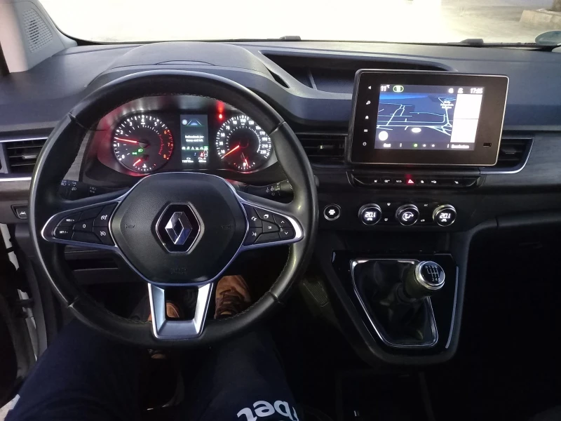 Renault Kangoo Renault Kangoo 1.4 Benzin 131 ps Evro 6, снимка 8 - Автомобили и джипове - 52410782