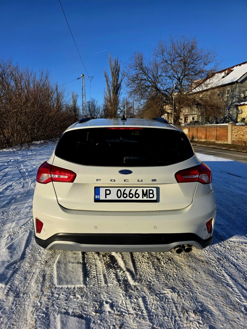 Ford Focus 1.5 120hp Active, снимка 6 - Автомобили и джипове - 53266204