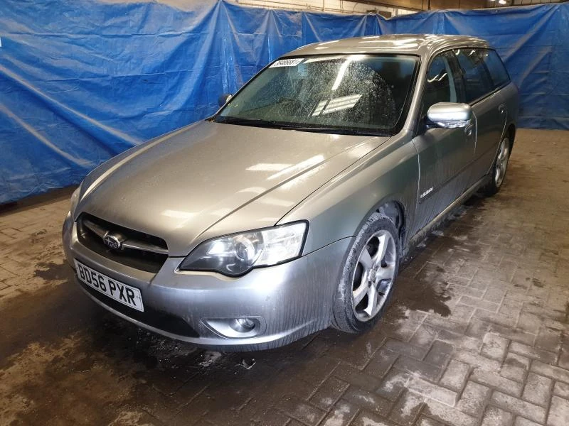 Subaru Legacy 2.0R, снимка 14 - Автомобили и джипове - 33687269