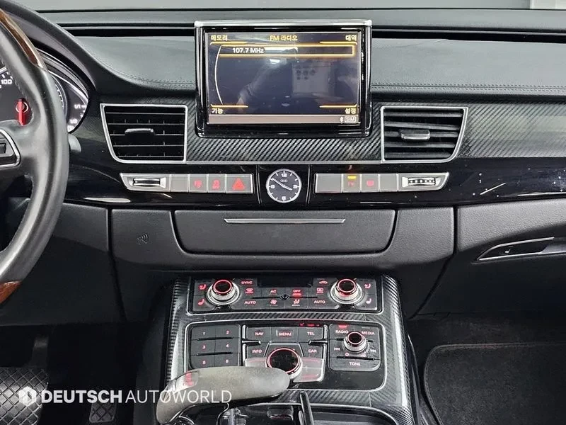 Audi A8, снимка 14 - Автомобили и джипове - 54996750