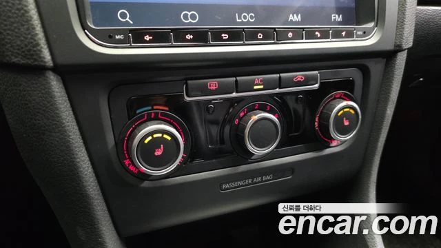 VW Golf, снимка 16 - Автомобили и джипове - 56077542