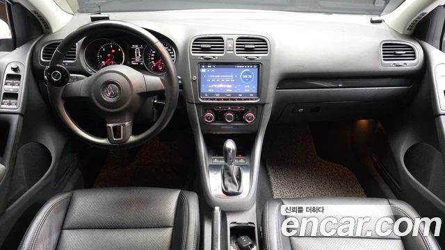 VW Golf, снимка 7 - Автомобили и джипове - 56077542