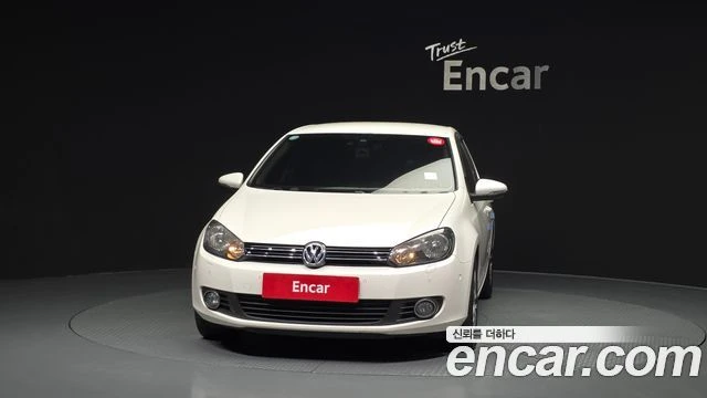 VW Golf, снимка 3 - Автомобили и джипове - 56077542