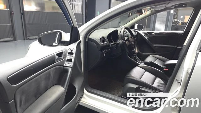 VW Golf, снимка 10 - Автомобили и джипове - 56077542