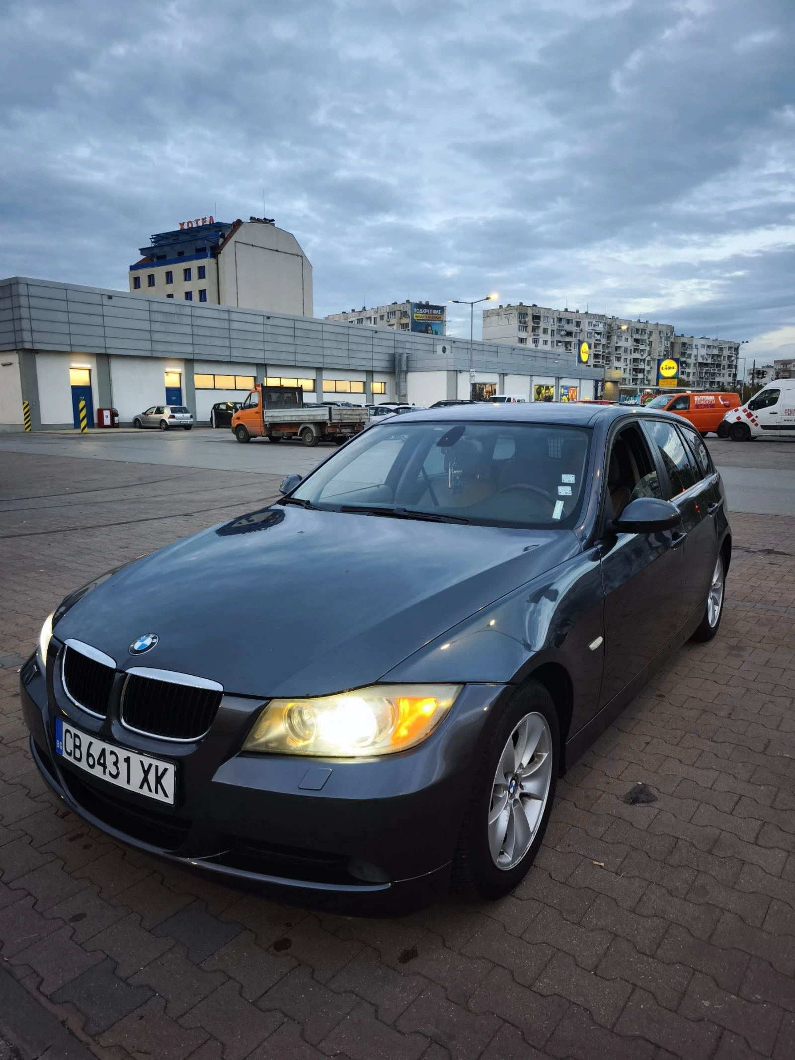 BMW 320, снимка 1