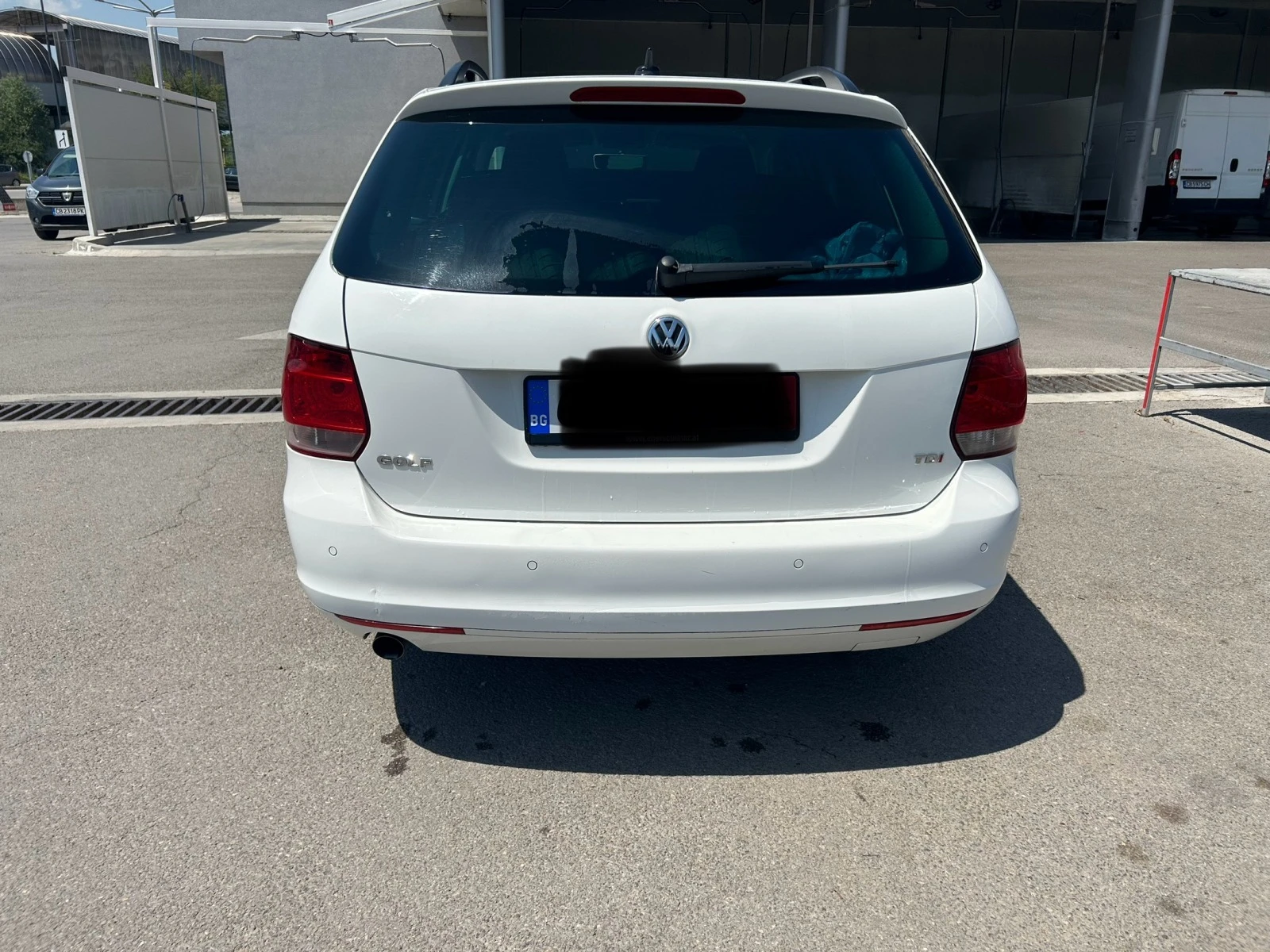 VW Golf Variant 1.6 TDI  - изображение 5