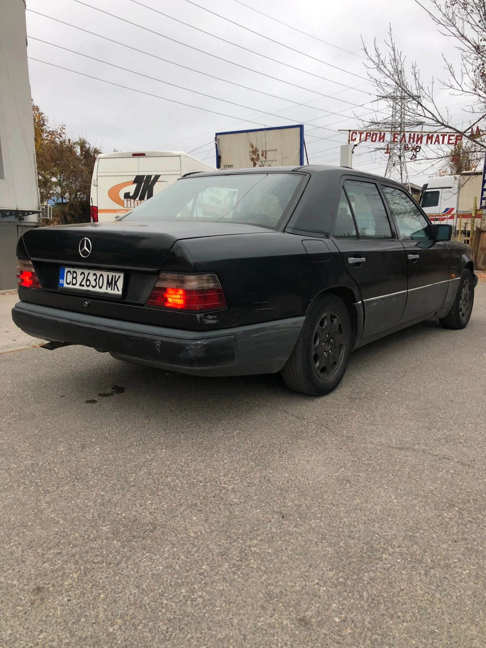 Mercedes-Benz 124 Е200 - изображение 6