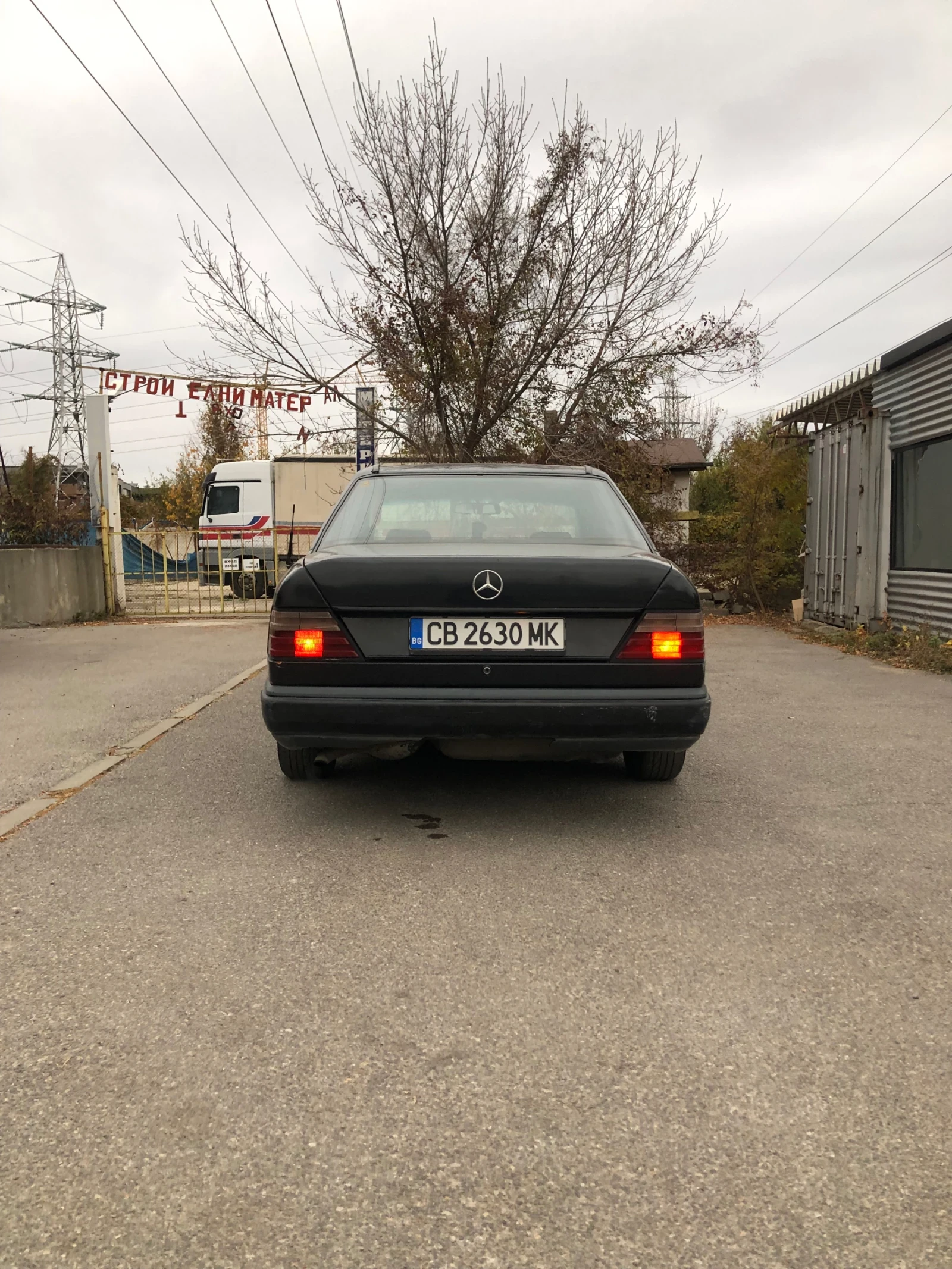 Mercedes-Benz 124 Е200 - изображение 2