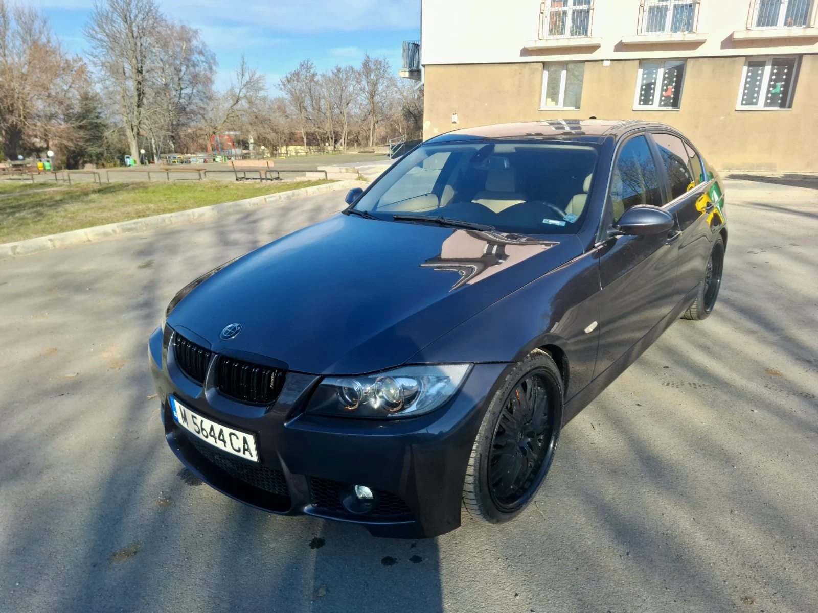 BMW 325 i * Navi* Hi-Fi*  - изображение 2