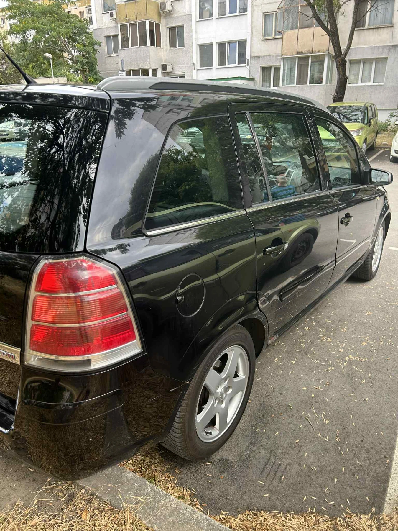 Opel Zafira  - изображение 10