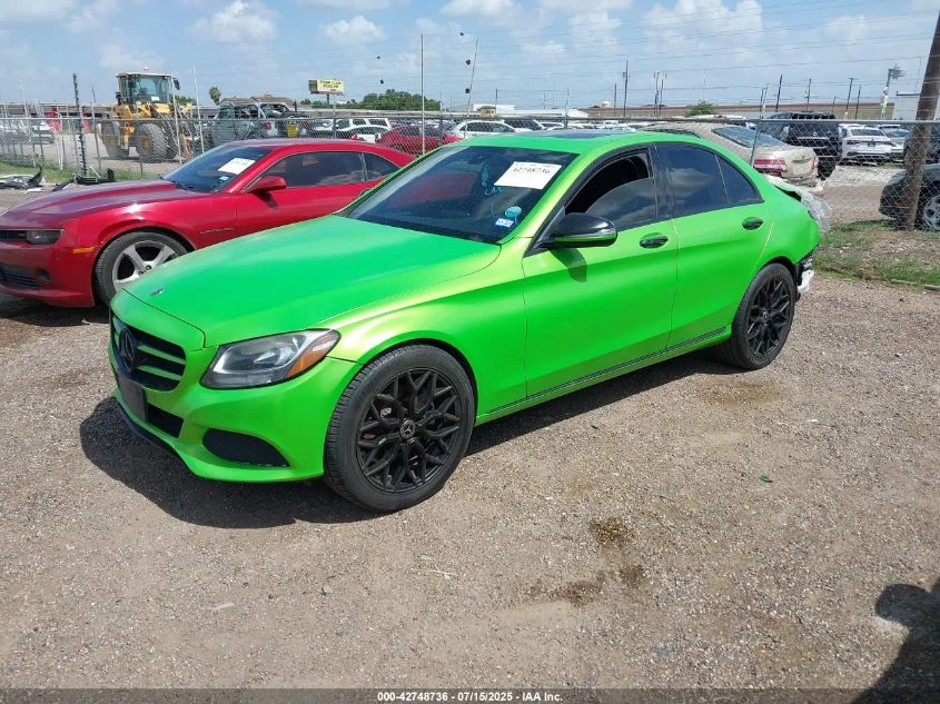 Mercedes-Benz C 300 2.0L I-4 DI, DOHC, VVT, TURBO, 241HP All Wheel - изображение 2