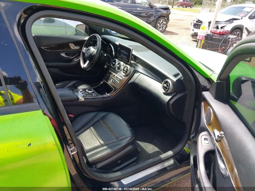 Mercedes-Benz C 300 2.0L I-4 DI, DOHC, VVT, TURBO, 241HP All Wheel - изображение 10