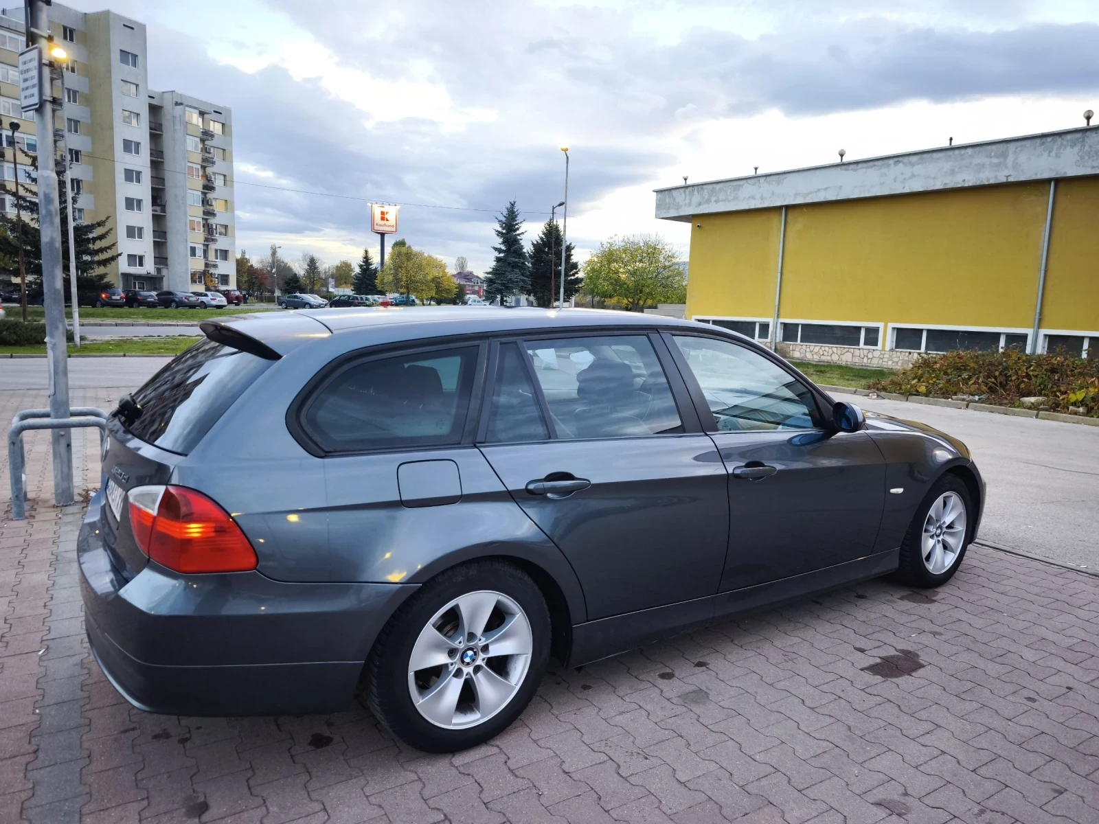 BMW 320 | Mobile.bg   7