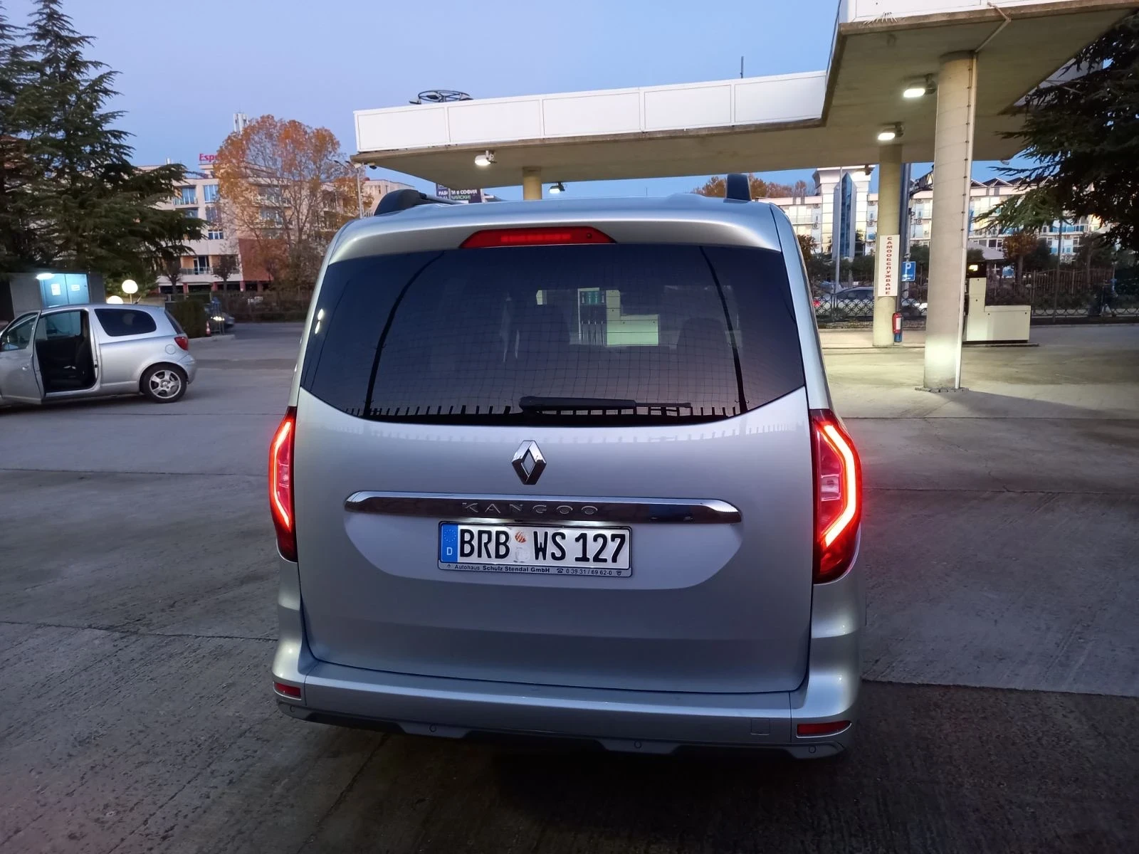 Renault Kangoo Renault Kangoo 1.4 Benzin 131 ps Evro 6 - изображение 7