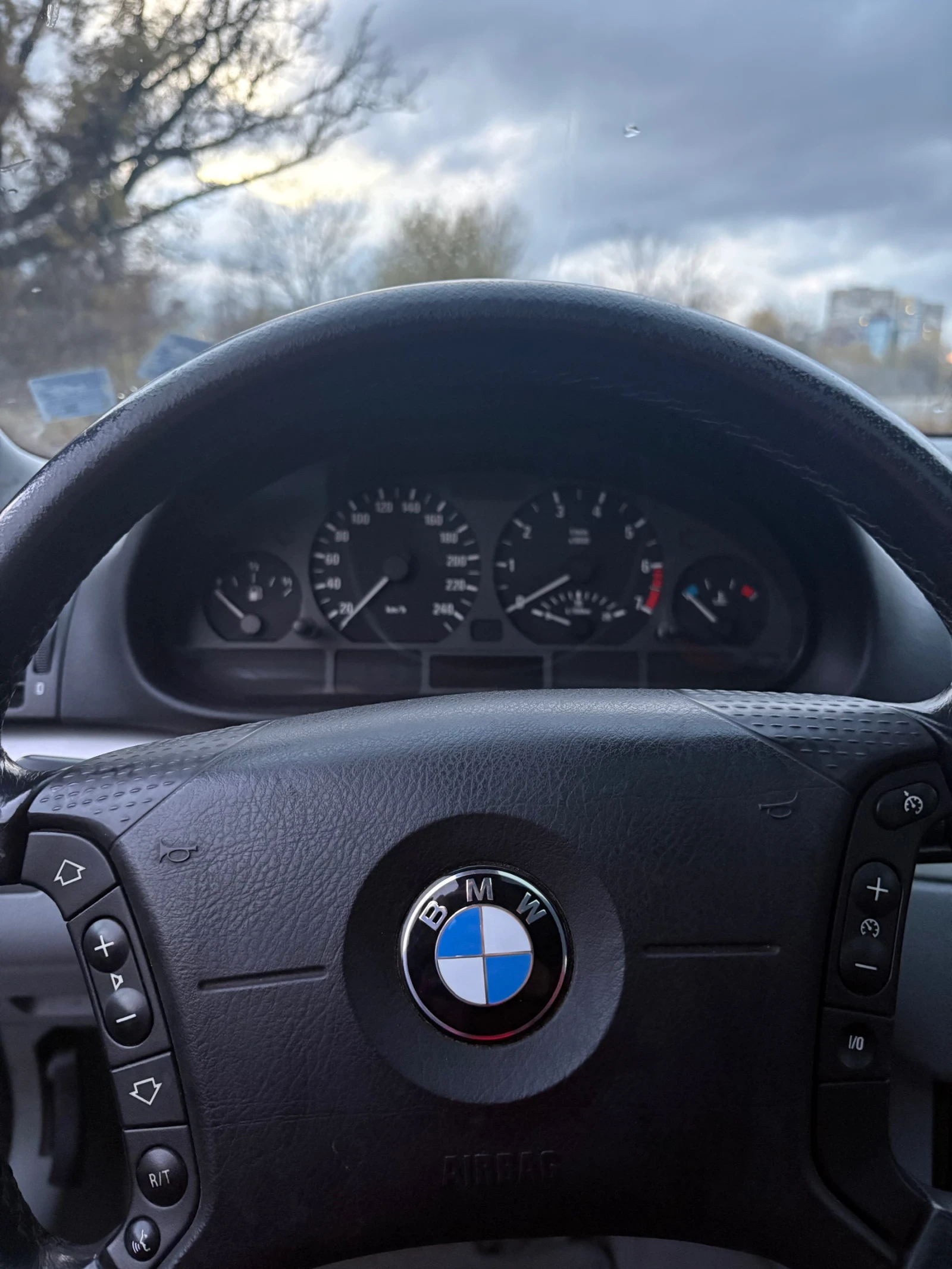 BMW 320 2.2i - изображение 10