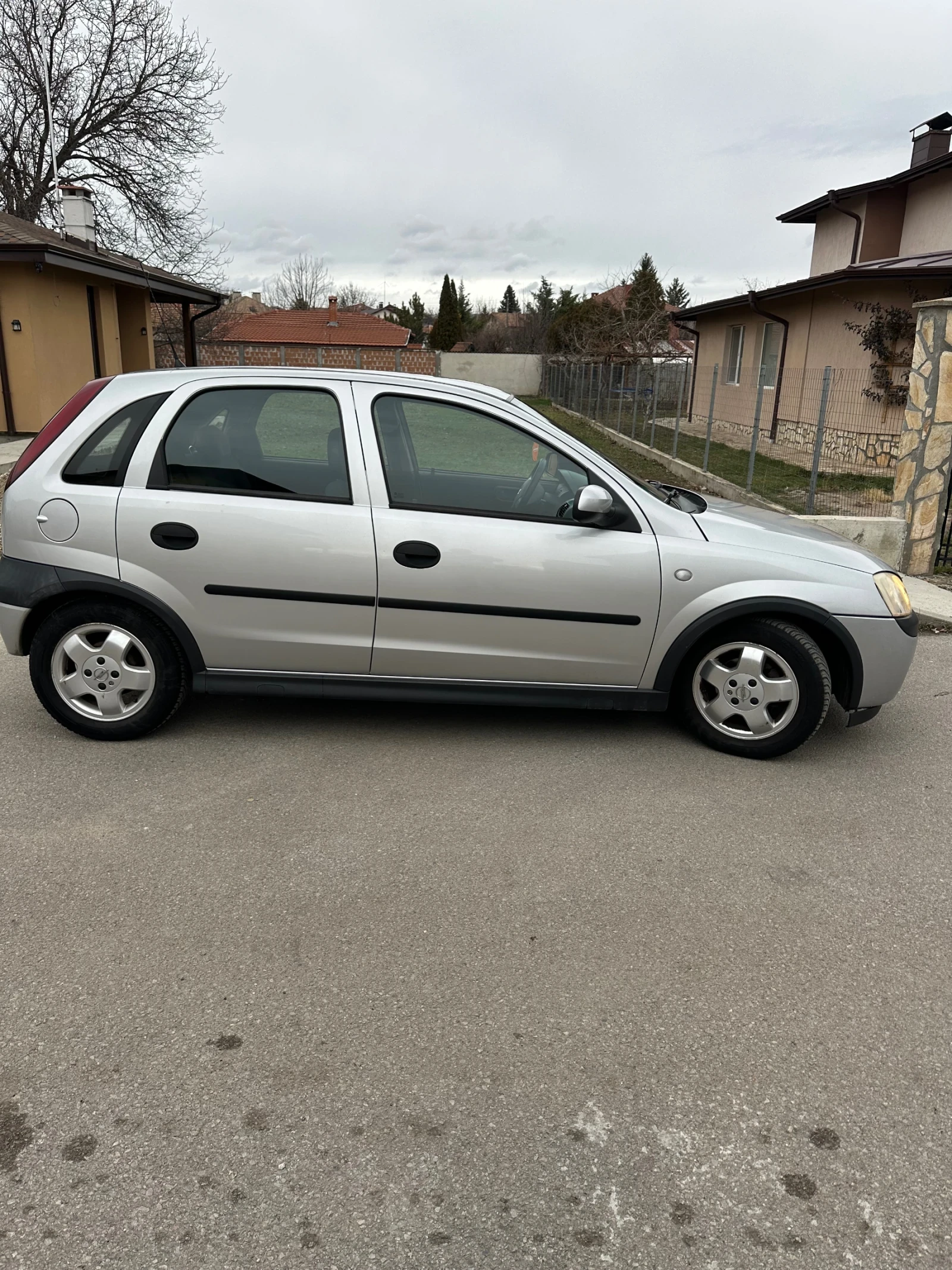 Opel Corsa Opel Corsa 1.2 - изображение 3