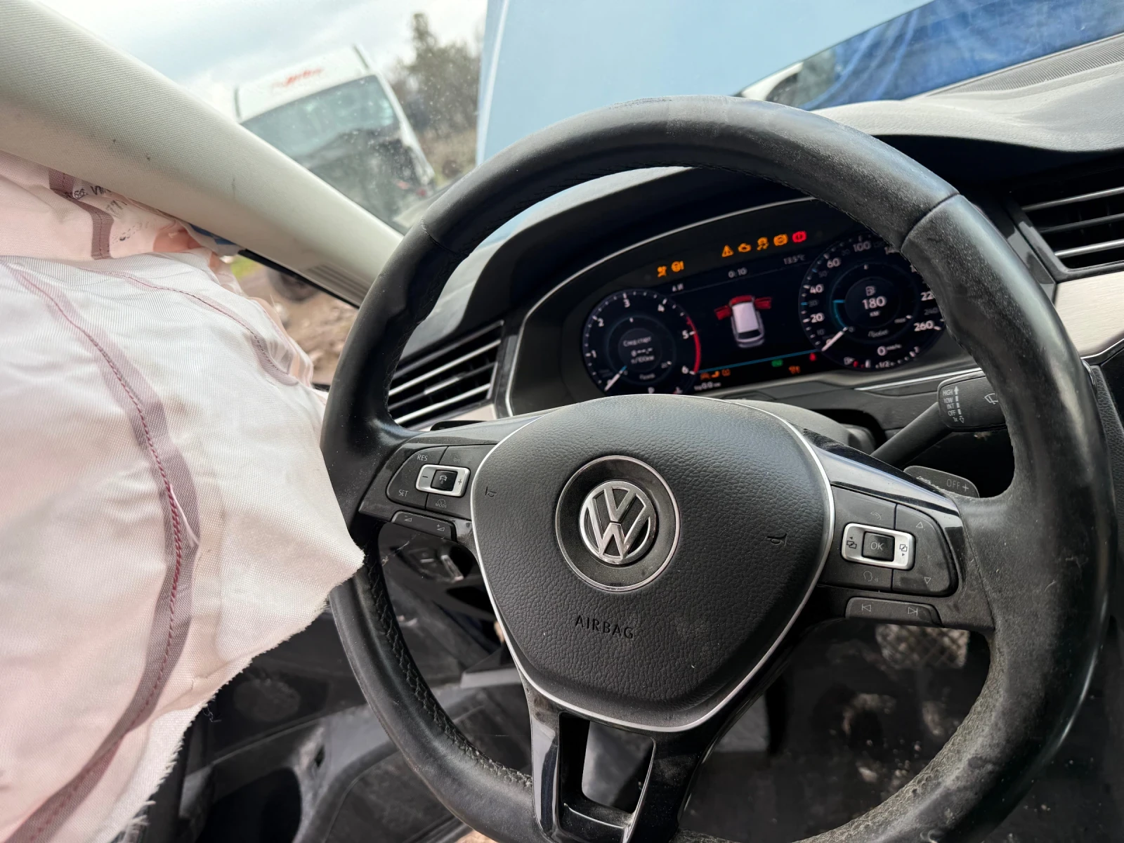 VW Passat  - изображение 10
