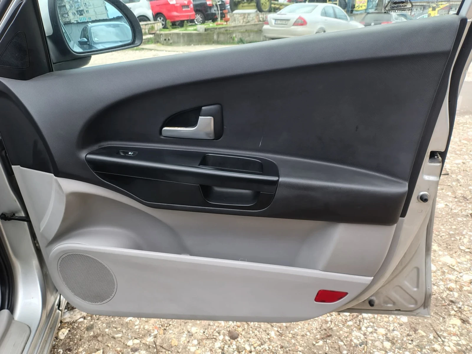 Kia Ceed 1.6 crdi | Mobile.bg � ����������� 13