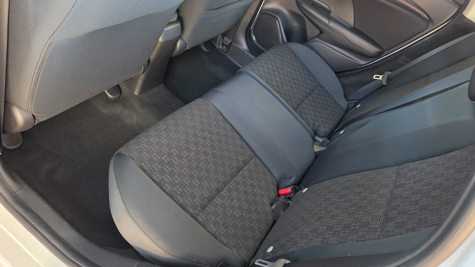 Honda Jazz 1.3* 102��* ����6* ������*  | Mobile.bg � ����������� 11