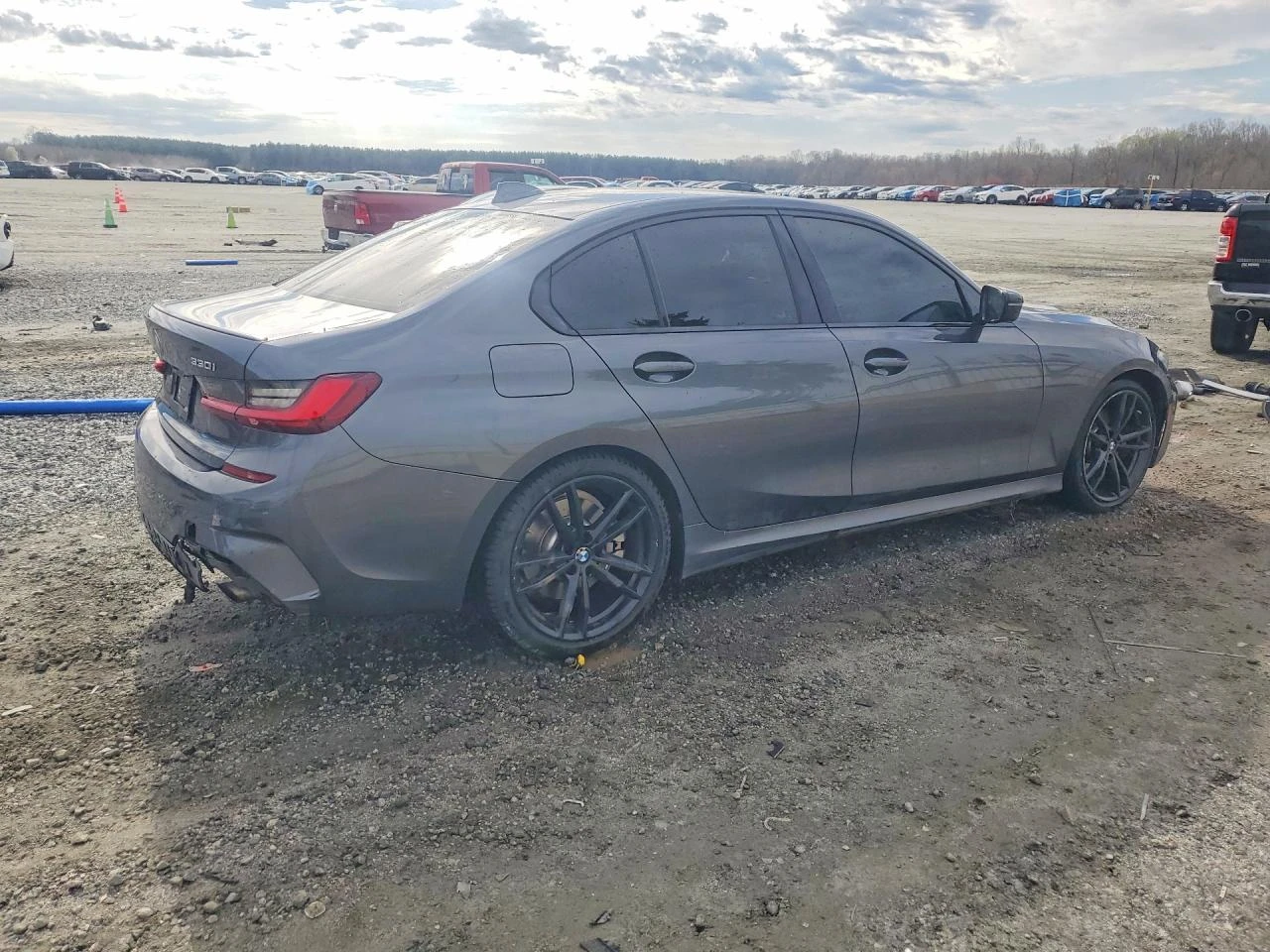 BMW 330 2l I, снимка 3 - Автомобили и джипове - 54394081