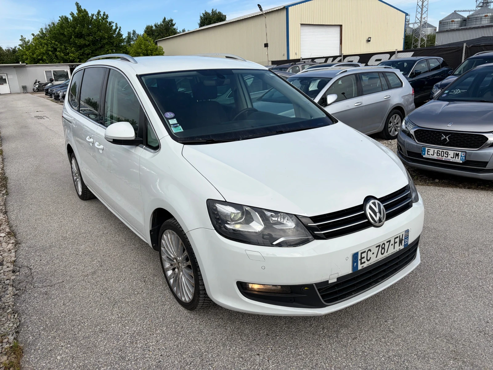 VW Sharan 2.0i Automatic , снимка 3 - Автомобили и джипове - 54928132