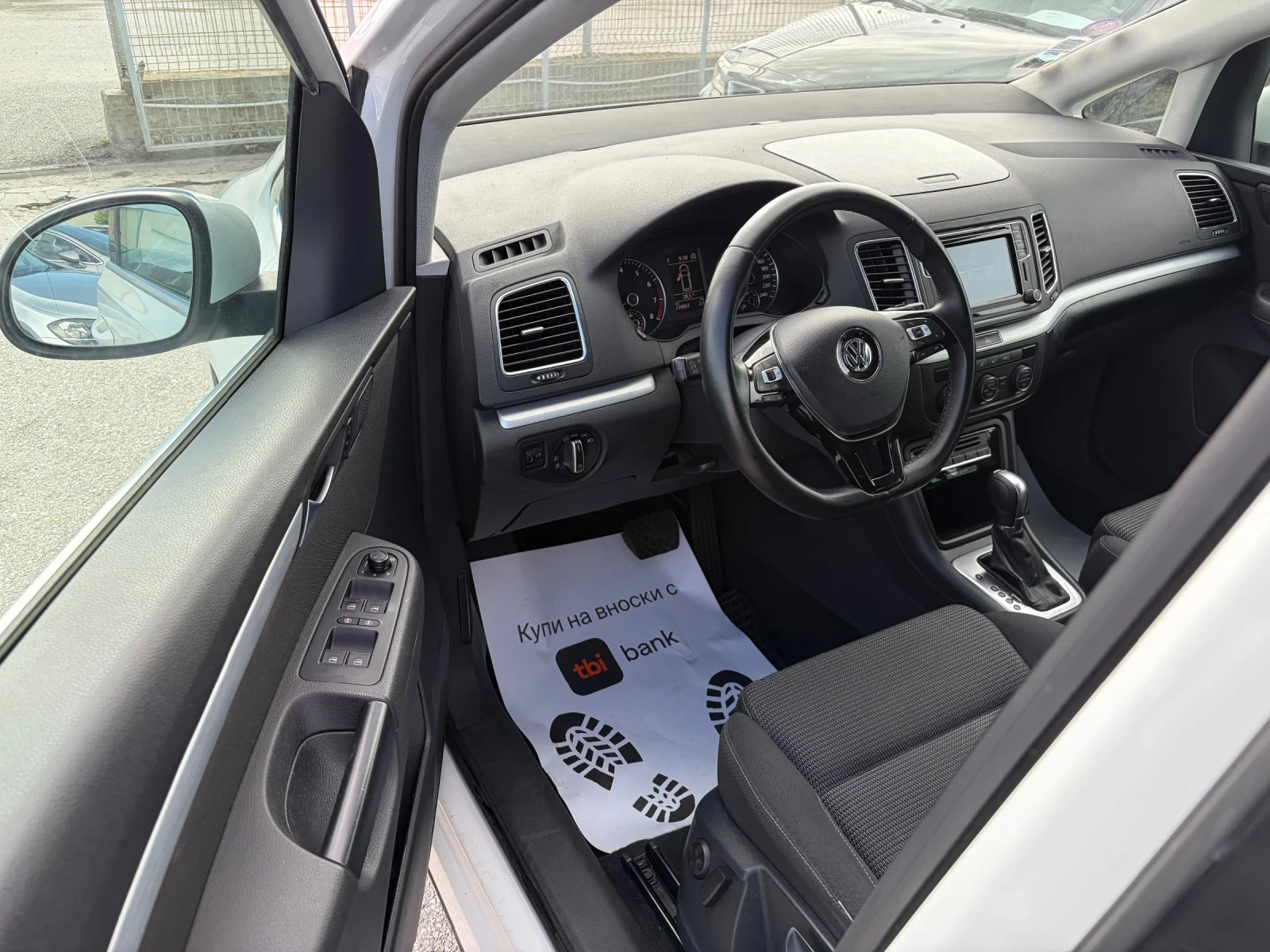 VW Sharan 2.0i Automatic , снимка 7 - Автомобили и джипове - 54928132