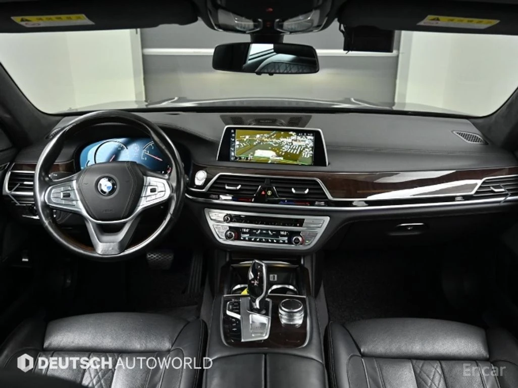 BMW 750 Li xDrive* BOWERS & WILKINS* МАСАЖ* 360* ХЕДЪП* TV, снимка 8 - Автомобили и джипове - 55045973