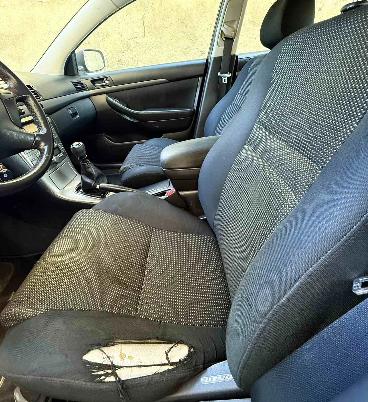 Toyota Avensis 2.0 D4D, снимка 15 - Автомобили и джипове - 55054320