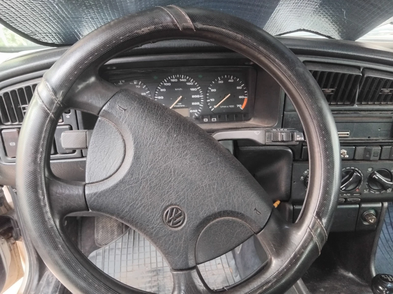 VW Passat, снимка 11 - Автомобили и джипове - 55062179