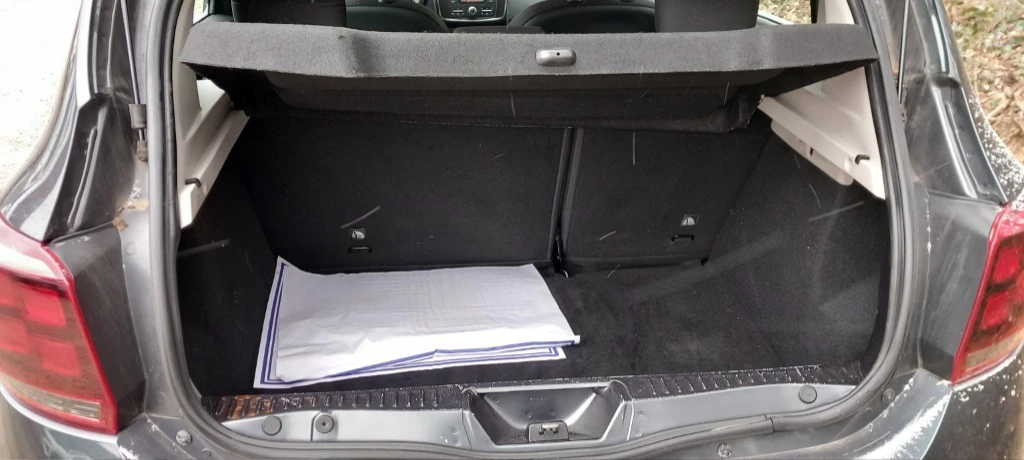 Dacia Sandero 1.0 SCe, снимка 10 - Автомобили и джипове - 55259563