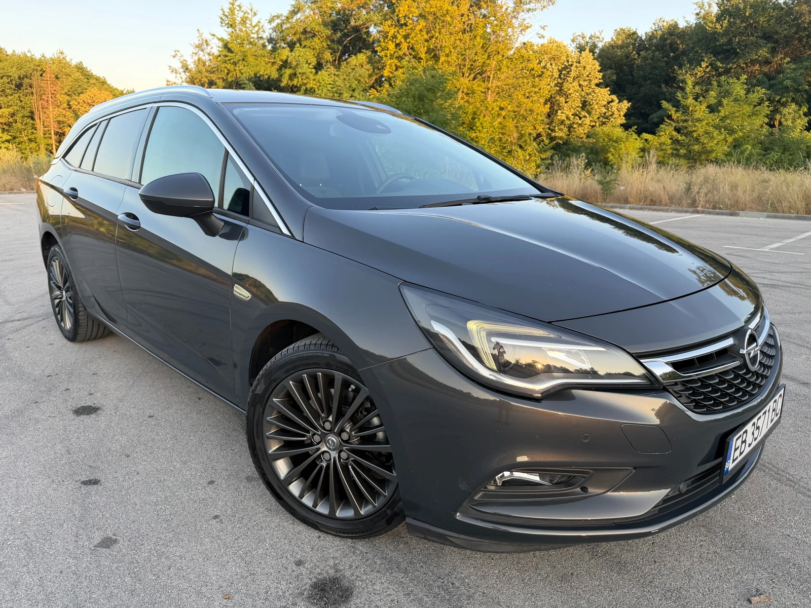 Opel Astra * 1.6CDTI* , снимка 3 - Автомобили и джипове - 55533954