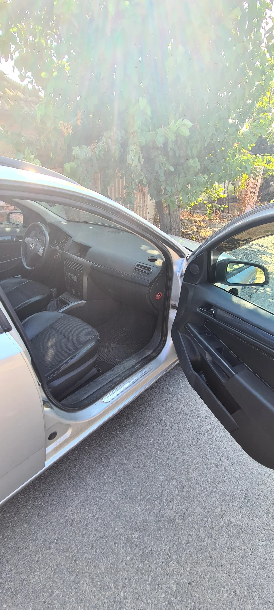 Opel Astra, снимка 11 - Автомобили и джипове - 55789747