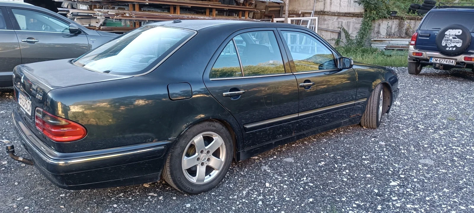 Mercedes-Benz E 270, снимка 5 - Автомобили и джипове - 56010664