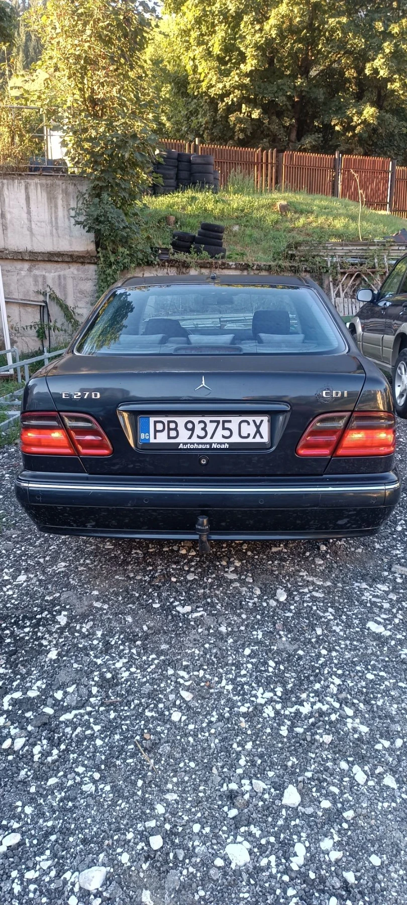 Mercedes-Benz E 270, снимка 2 - Автомобили и джипове - 56010664
