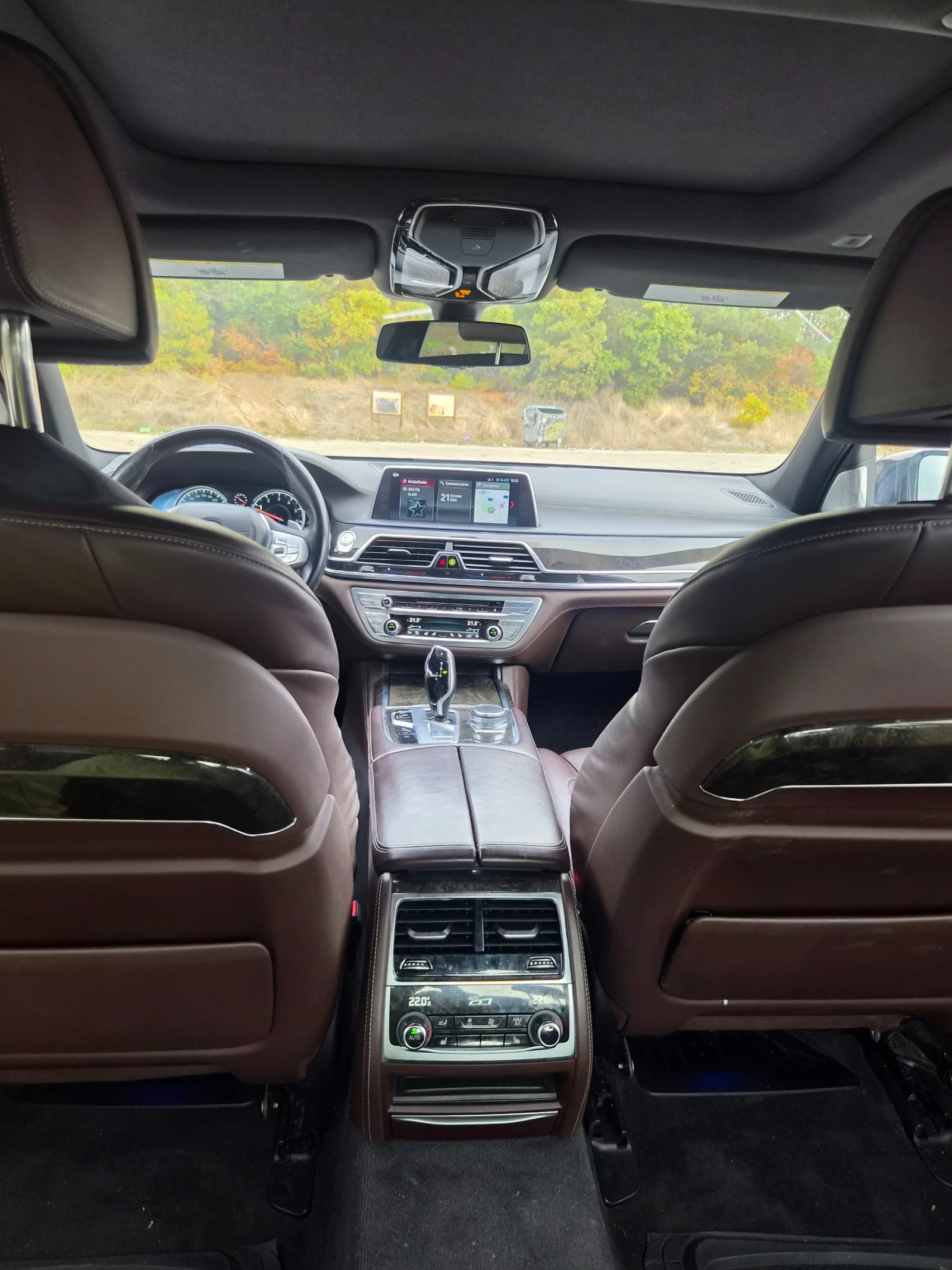 BMW 750, снимка 11 - Автомобили и джипове - 56595140