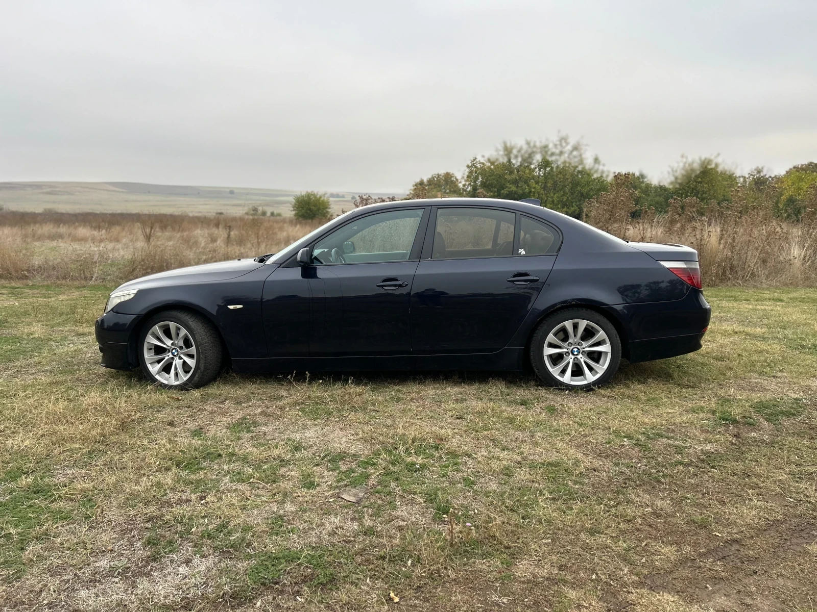 BMW 530, снимка 3 - Автомобили и джипове - 56648748