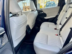 Mitsubishi Outlander INSTYLE PHEV, снимка 13