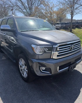 Toyota Sequoia Platinum * 4WD * Сервизна История * От топъл Щат *, снимка 2