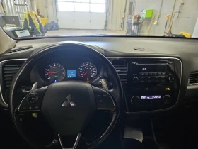 Mitsubishi Outlander * SE * CARFAX *  - 16650 лв. / 8513.01 € - 84090381 10