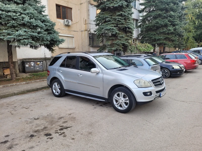 Mercedes-Benz ML 320, снимка 2 - Автомобили и джипове - 48323327