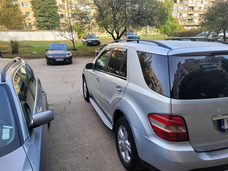 Mercedes-Benz ML 320, снимка 3 - Автомобили и джипове - 48323327