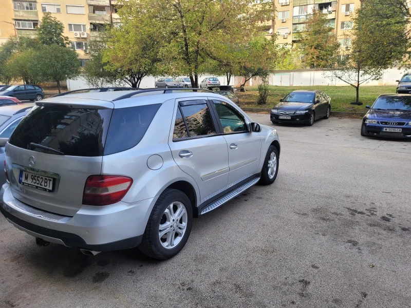 Mercedes-Benz ML 320, снимка 4 - Автомобили и джипове - 48323327