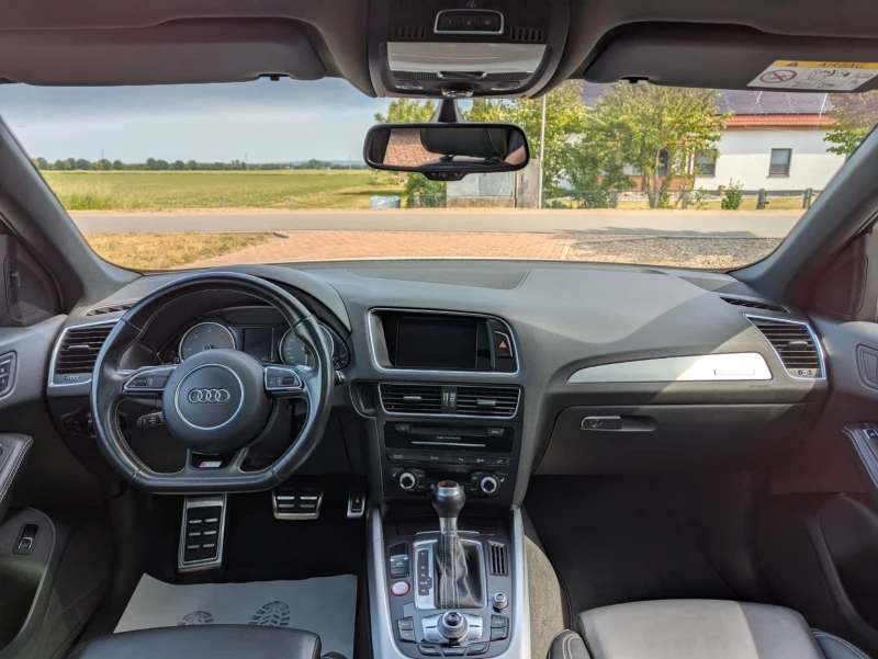 Audi SQ5 COMPETITON/326HP/BLACK-EDT/21/CAM/PANO/KLESS/542v, снимка 9 - Автомобили и джипове - 50485706