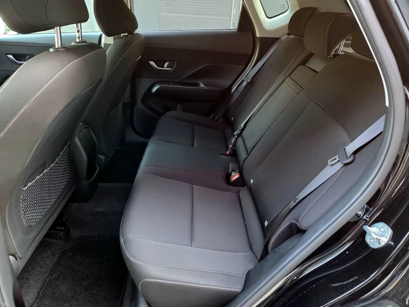 Hyundai Kona ГАРАНЦИЯ , снимка 10 - Автомобили и джипове - 52827125